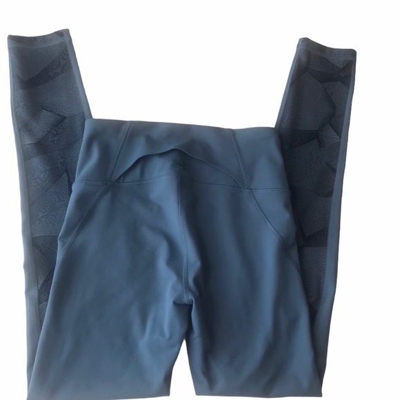 Under Armour stretch Athetic leggings XS - Picture 3 of 4